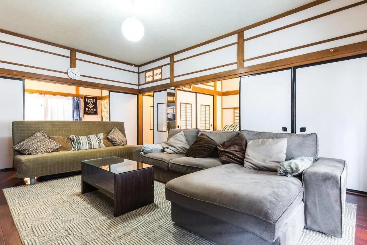 טוקיו Samurai House - Large Family House, West Shinjuku בית נופש