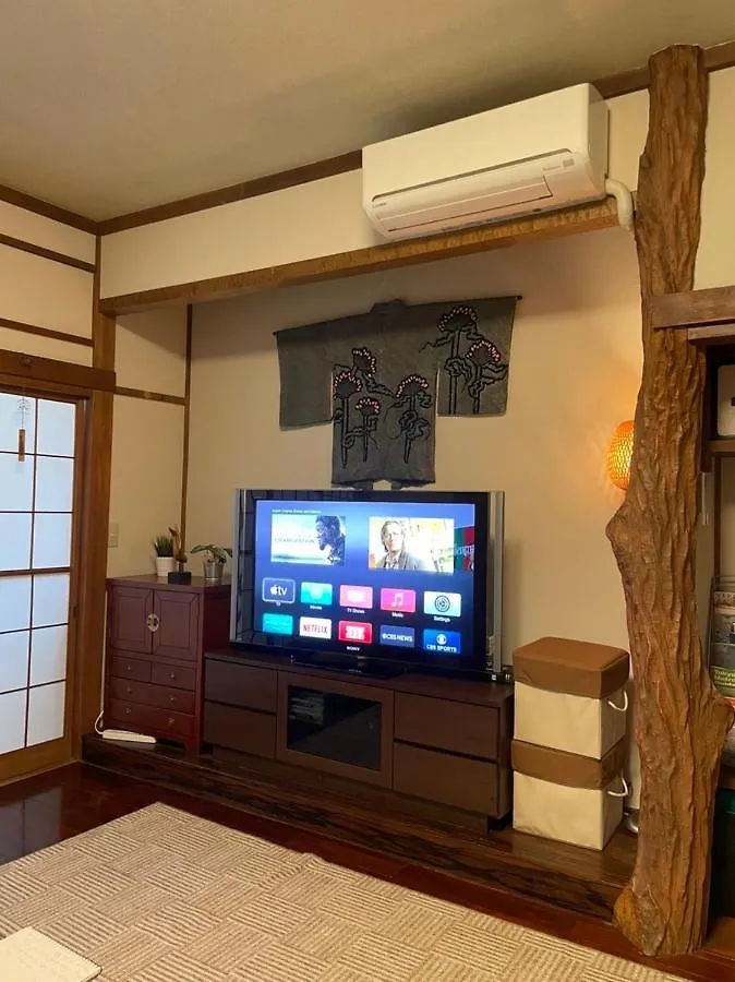 טוקיו Samurai House - Large Family House, West Shinjuku 0*,  יפן